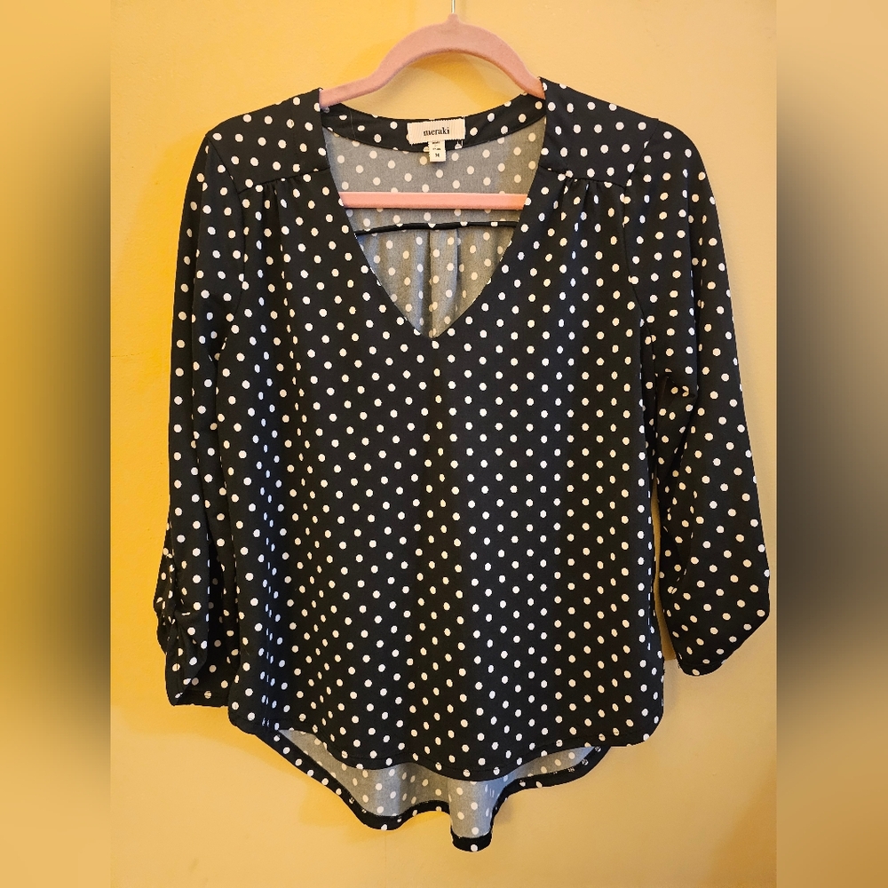 Meraki polka dot top M